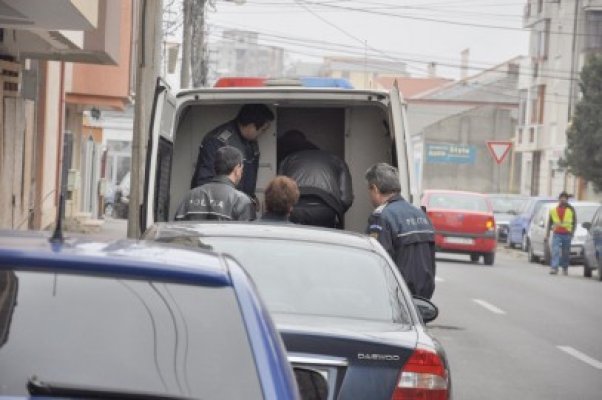Gestionarul care a furat banii şi a spus că a fost jefuit, amendat şi cu dosar